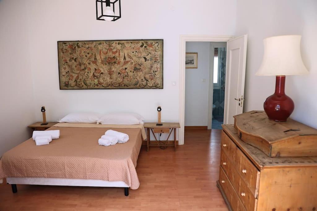 Ferienwohnung La Casa Del Maggiore, Tra Mare E Centro Palermo Exterior foto